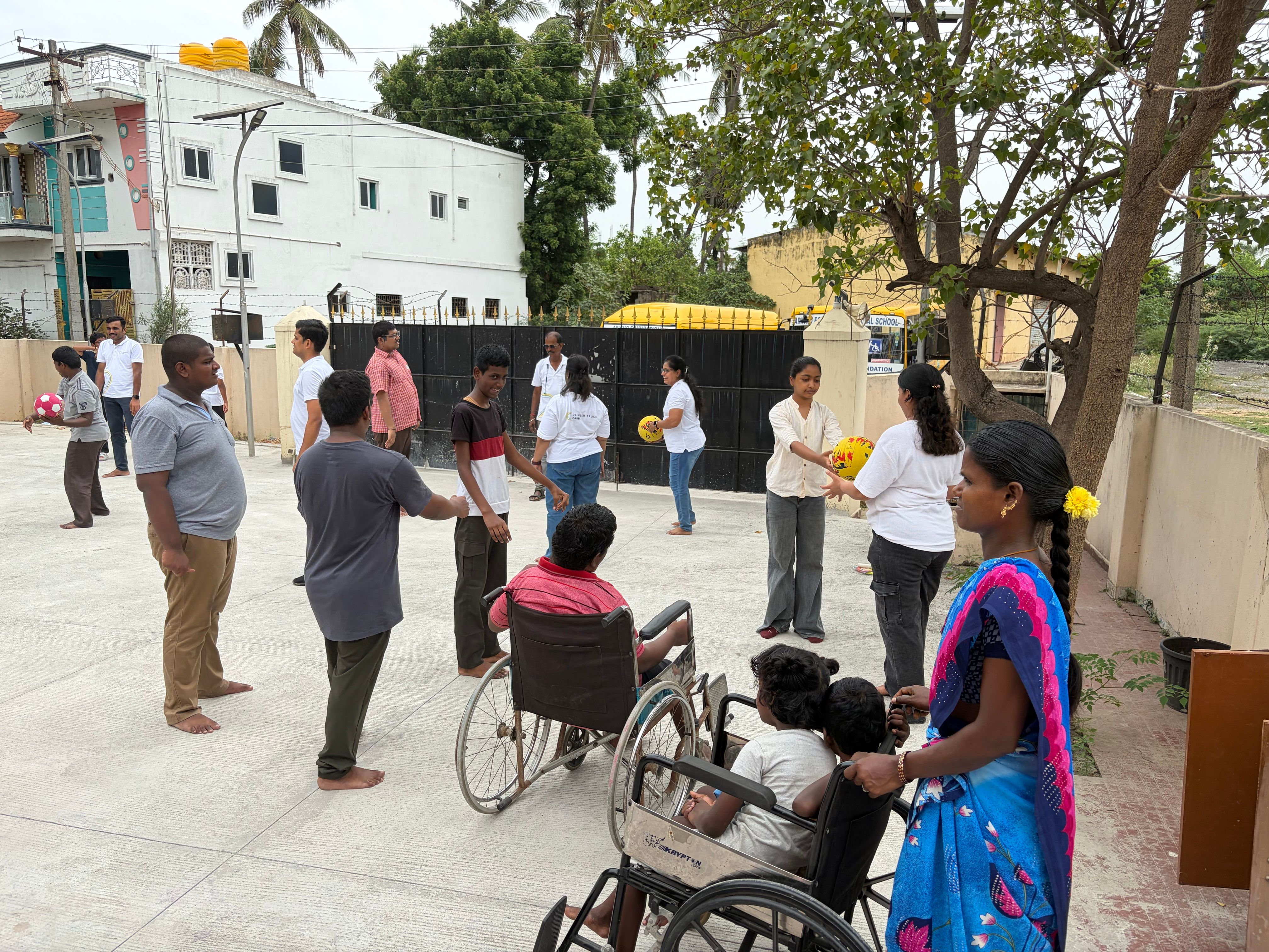 Social Month - A Day at Arivindaalayam Social Month - A Day at Arivindaalayam